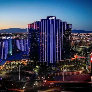 4* Resort Rio & Casino